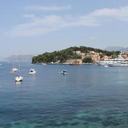 Villa Lapetra Vikendica