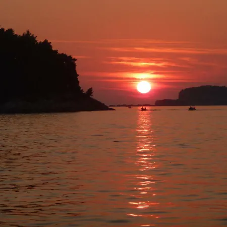 Villa Lapetra Vikendica *