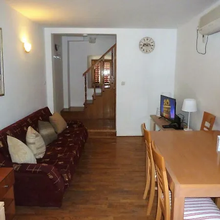 Villa Lapetra בית נופש *